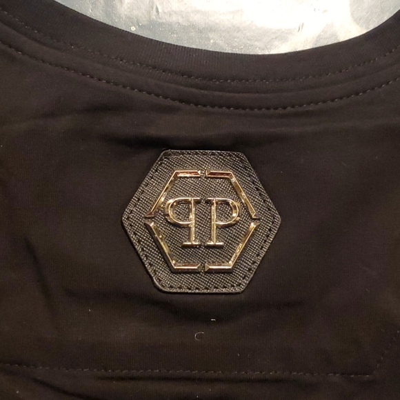 Brand new Long sleeve shirt - Picture 9 of 9